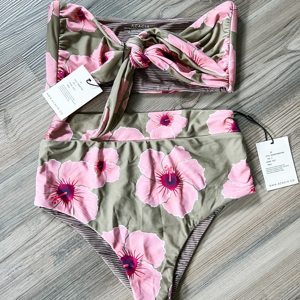 acacia islet set